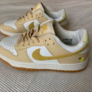 Nike SB Low Dunks
